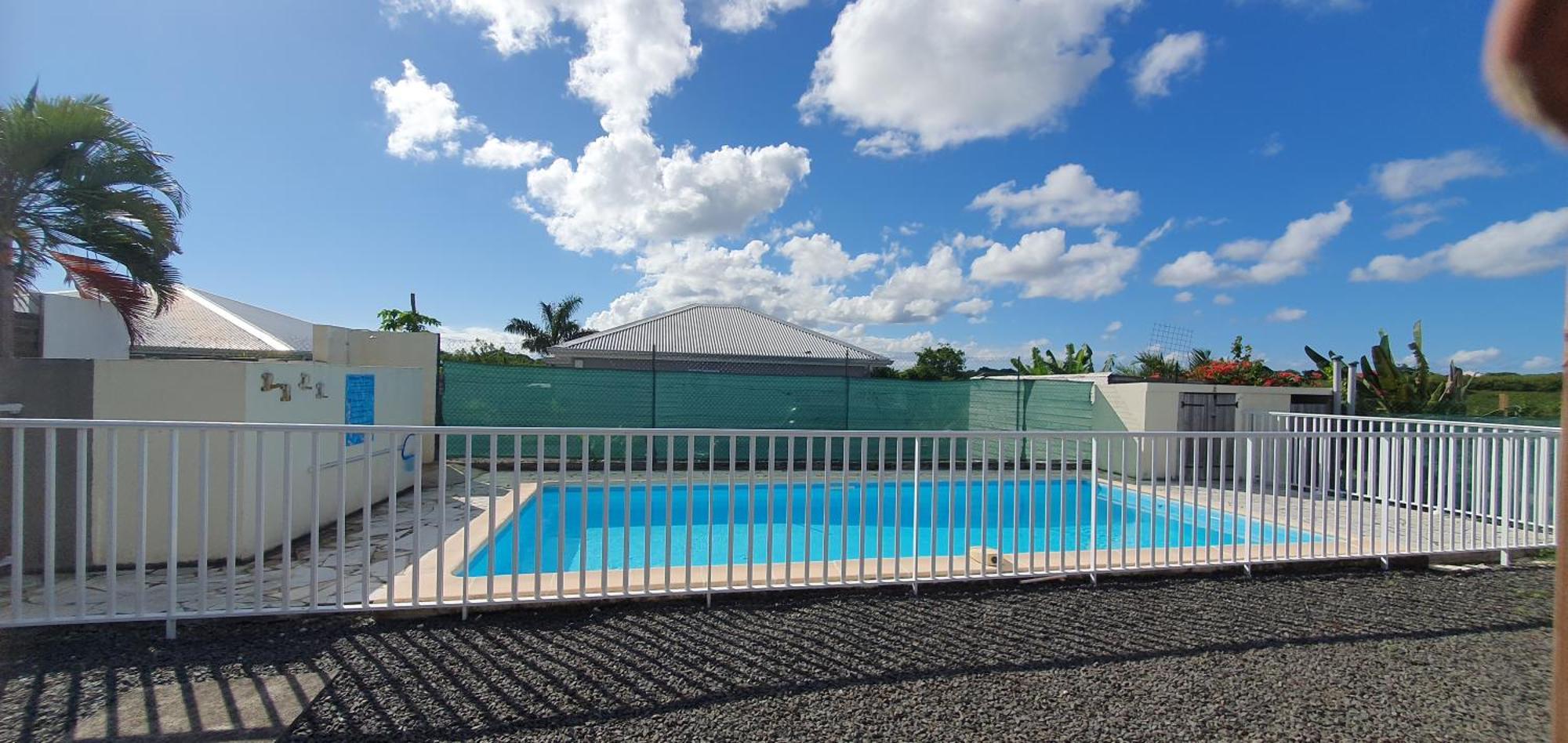 Ti Case A Zouzou Saint-Francois  Exterior photo